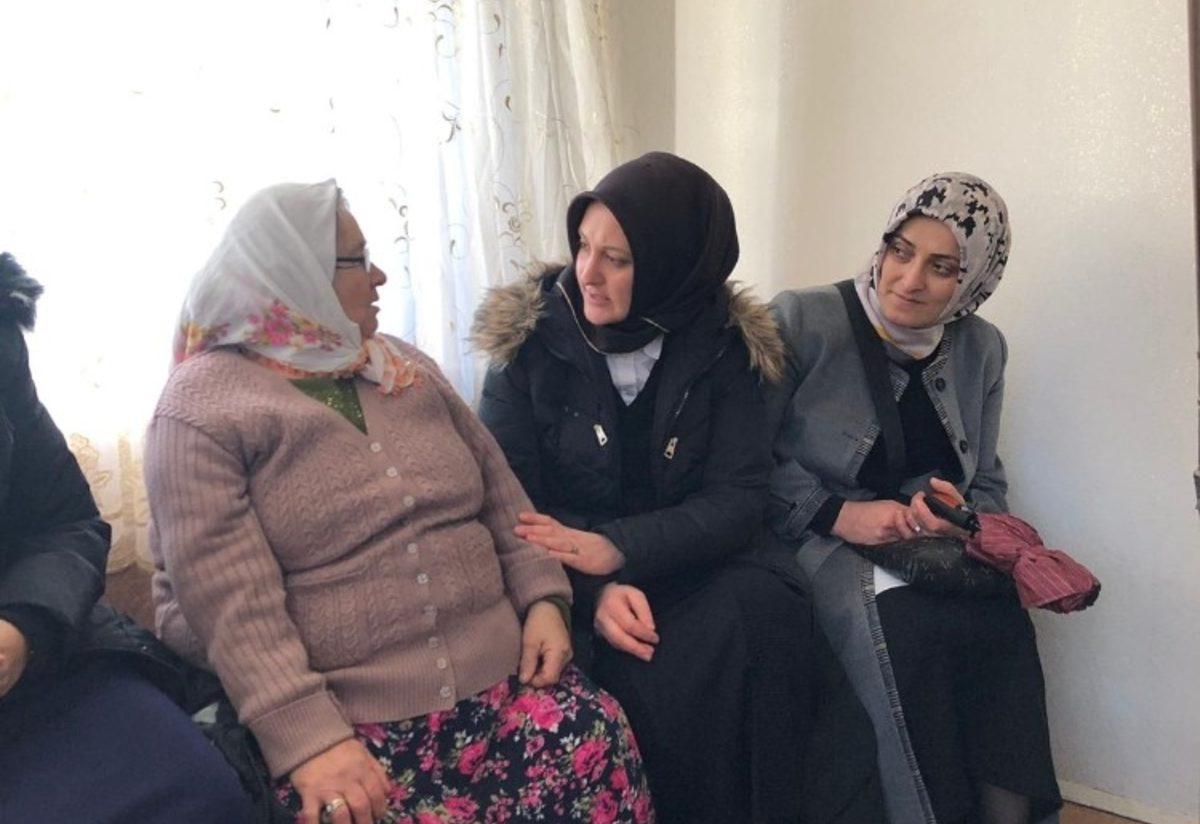 Ak Kadinlar Gonul Eli Uzatiyor Ordu Haberleri Ak Kadinlar Gonul Eli Uzatiyor Ordu Haberleri