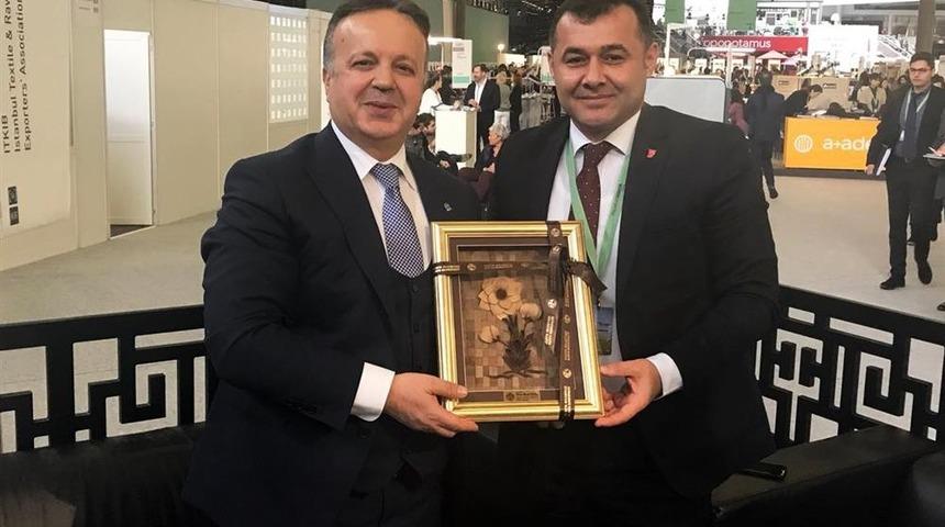 Alanya Belediyesi&rsquo;nin Muz Lifi Projesi tescillendi