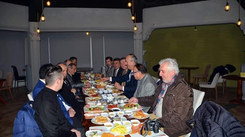 Tekin, 10 Ocak &Ccedil;alışan Gazeteciler G&uuml;n&uuml;&rsquo;n&uuml; Kutladı