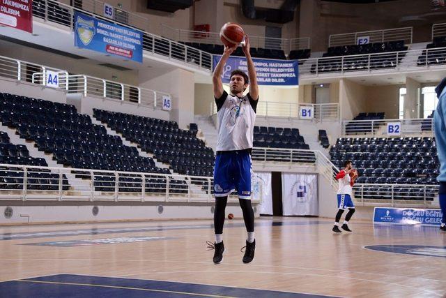 Denizli Basket Samsun Anakent maçı hazırlıklarını sürdürüyor