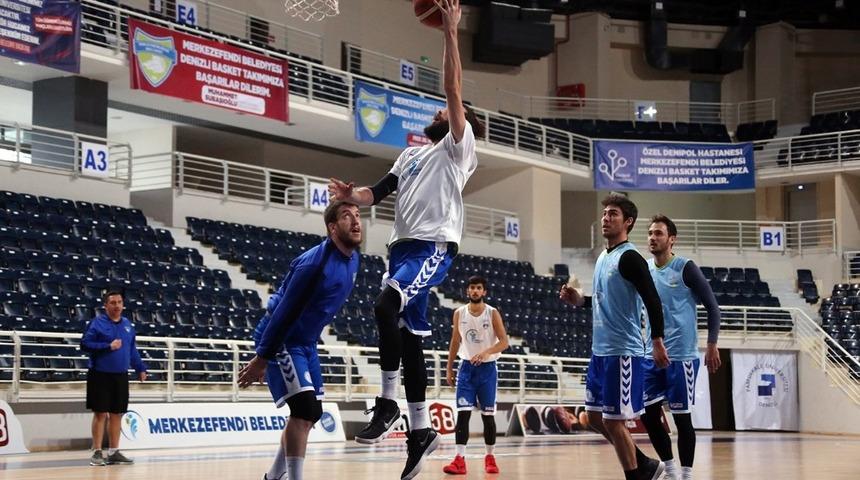 Denizli Basket Samsun Anakent ma&ccedil;ı hazırlıklarını s&uuml;rd&uuml;r&uuml;yor