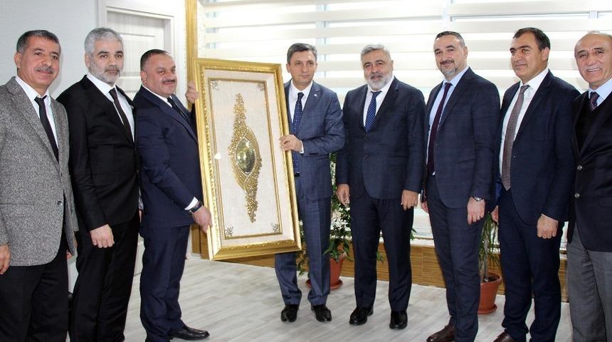 Batman Valisi Şahin’den Dicle Elektrik’e ziyaret