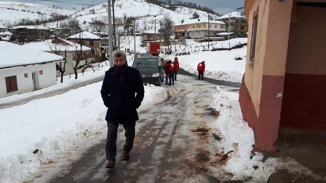 Yığılca’da yangınzede ailenin ihtiyaçları gideriliyor