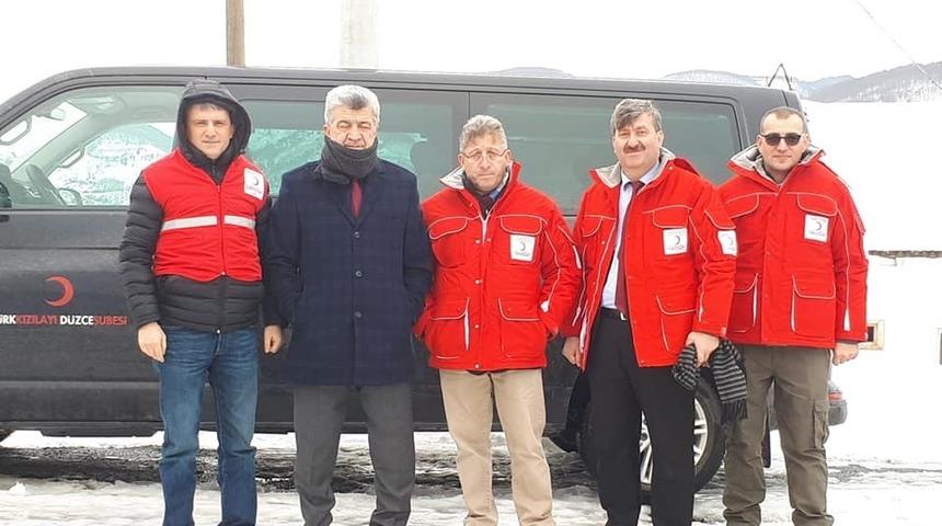 Yığılca&rsquo;da yangınzede ailenin ihtiya&ccedil;ları gideriliyor