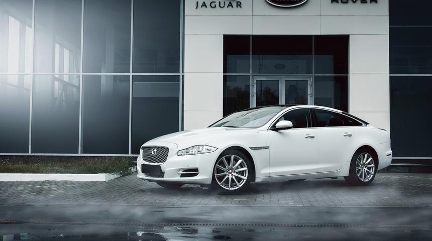 Jaguar Land Rover, İngiltere'de 5 bin kişiyi işten çıkaracak