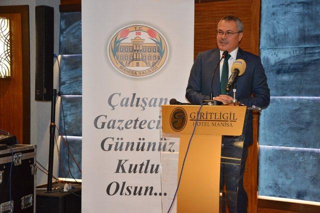 Vali Deniz gazetecileri ağırladı 2