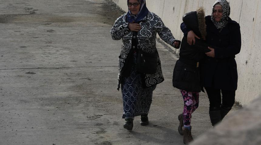 Sinop a&ccedil;ıklarında balık&ccedil;ı teknesi battı: 1 &ouml;l&uuml;, 1 kayıp, 2 kişi kurtarıldı (4)