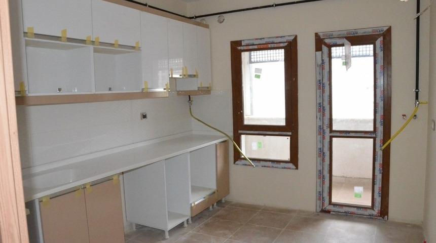 Akgedik 2. etapta &ouml;rnek daire hazırlanıyor