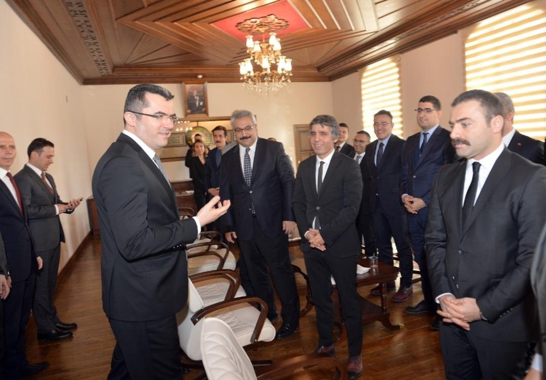 Vali Okay Memiş: &ldquo;Kaynakları yerinde kullanın&rdquo;