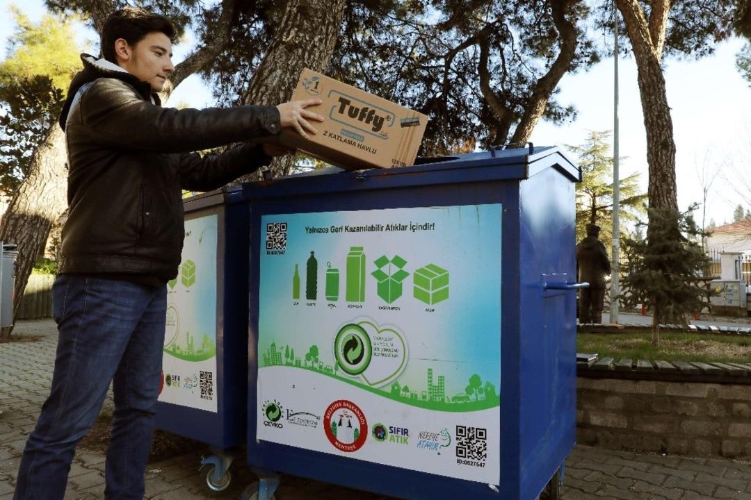 Menteşe Belediyesinden geri d&ouml;n&uuml;ş&uuml;me destek