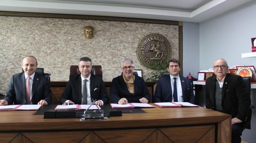 Hedef 4 bin &uuml;nite kan bağışının toplanması