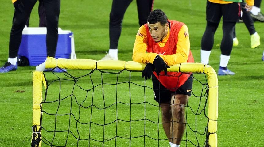 Belhanda: Transfer i&ccedil;in hi&ccedil;bir kul&uuml;ple g&ouml;r&uuml;şmedim