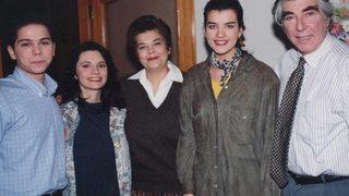 Bizimkiler dizisinin anne - kızı yıllar sonra buluştu!