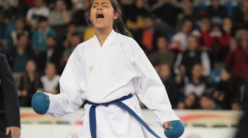 Göz sağlığına kavuştu, Türkiye Şampiyonu oldu