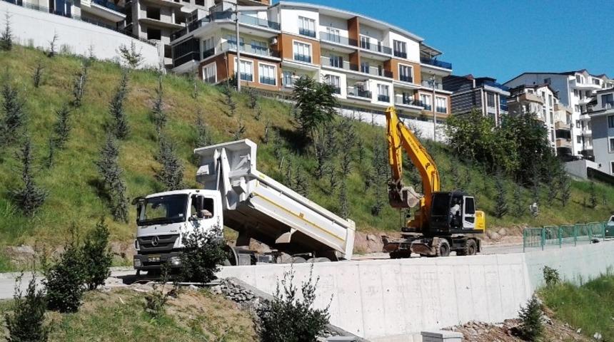 İzmit&rsquo;te 3 kilometre merdiven yapıldı