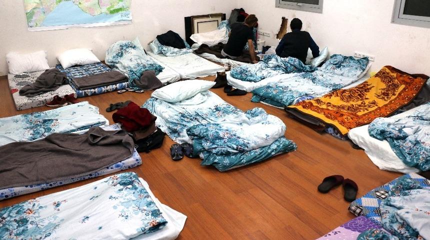 Evsizlere B&uuml;y&uuml;kşehir Belediyesi sahip &ccedil;ıktı