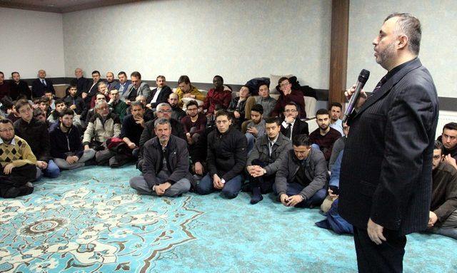 Kütahya’da ’Gençlik ve Zaman Bilinci’ konulu konferans