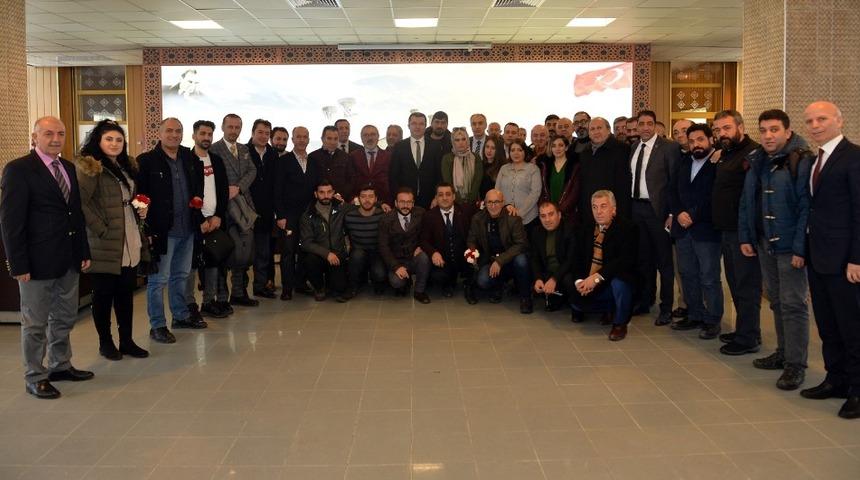 Vali Memiş: &ldquo;Erzurumspor&rsquo;un S&uuml;per Lig&rsquo;de kalmasını &ccedil;ok istiyorum&rdquo;