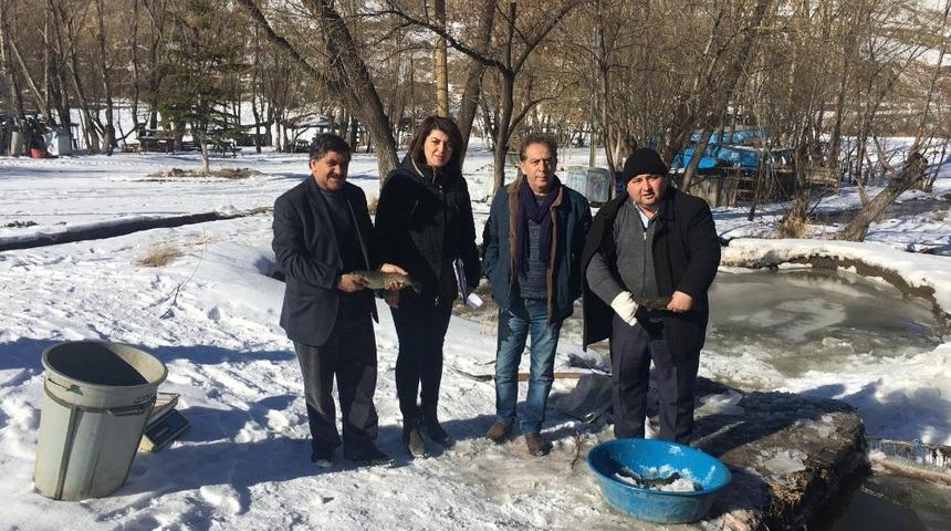 Su &uuml;r&uuml;nleri yetiştiriciliği yapan işletmeler denetlendi
