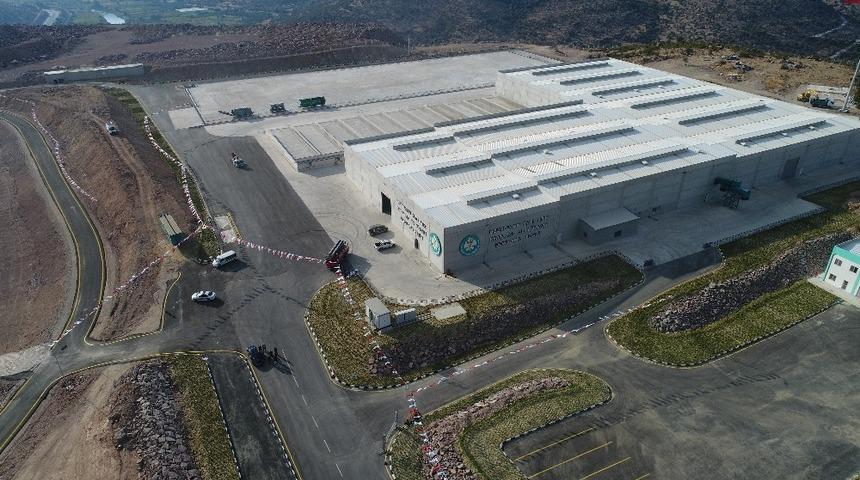 Manisa&rsquo;nın 17 il&ccedil;esinin &ccedil;&ouml;p sorunu sona eriyor