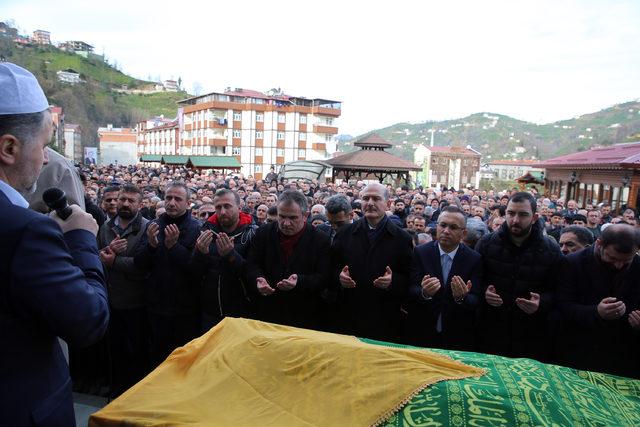 Başdanışman Ahmet Minder'in annesi, son yolculuğuna uğurlandı