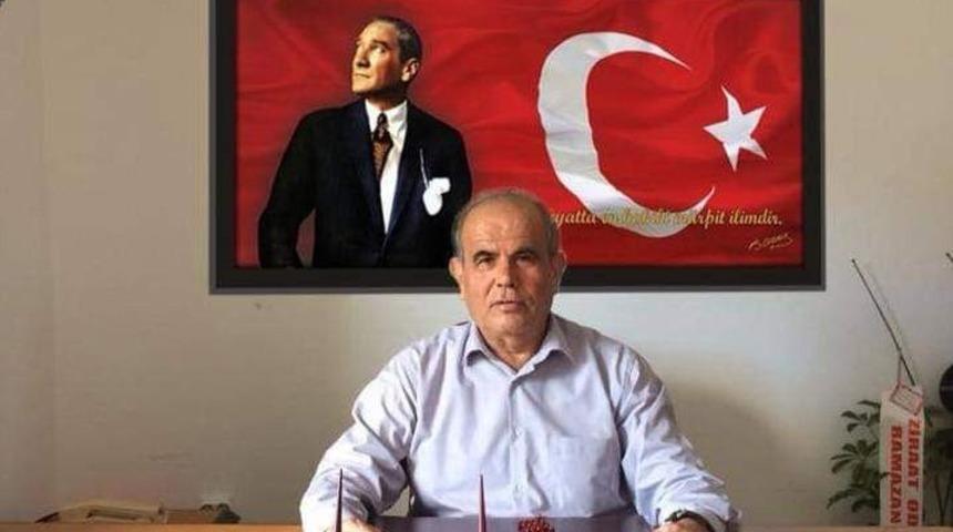 30 yıllık başkan istifa etti