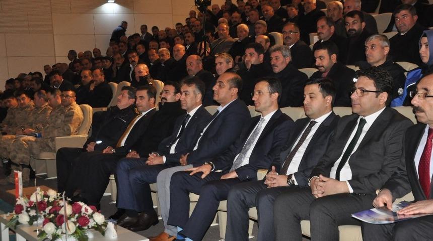 Bitlis&rsquo;te muhtarlar toplantısı