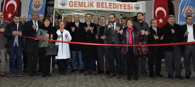 Gemlik’e yağmur gibi hizmet yağıyor