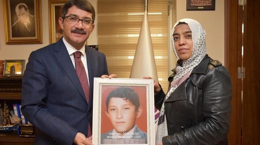 Başkan &Ccedil;elik&rsquo;i duygulandıran fotoğraf