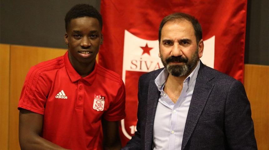 Fousseni Diabate resmen Sivasspor'da