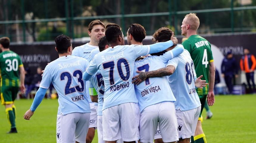 Medipol Başakşehir 3 - 1 ADO Den Haag