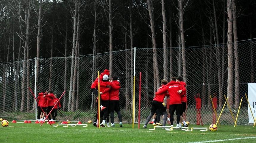 Kayserispor Antalya kampını tamamladı