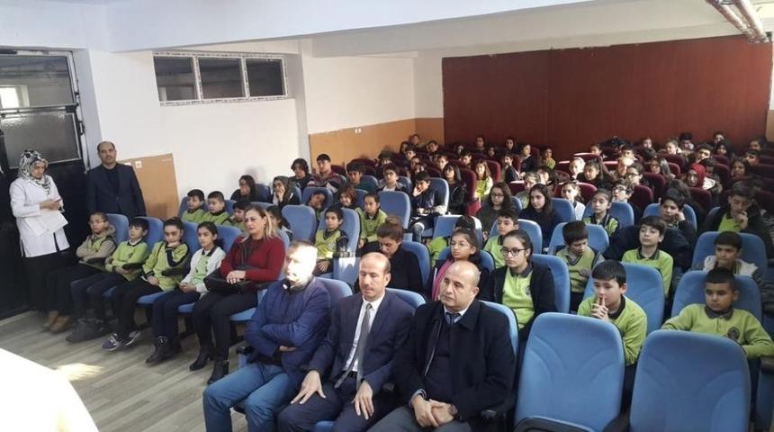 AKEDAŞ &ouml;ğrencilere enerjiyi verimli kullanmanın yollarını anlattı