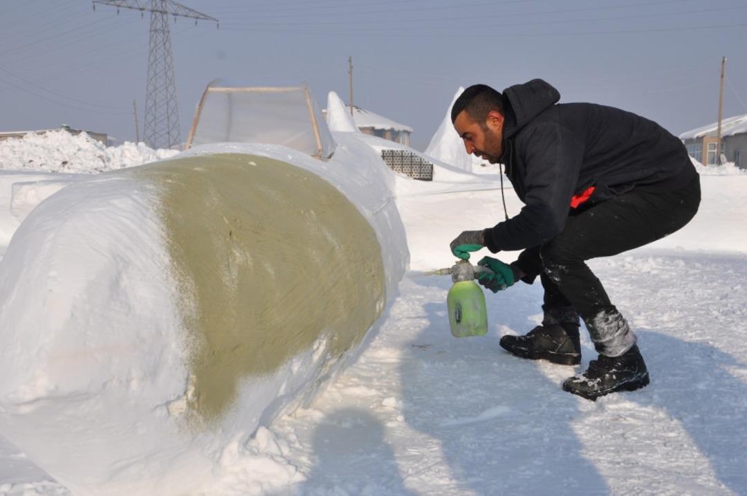Kardan yaptı, g&ouml;ren hayran kalıyor!