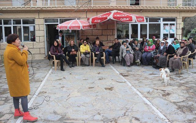 Köy meydanında beslenme ve kanser arasındaki ilişki anlatıldı