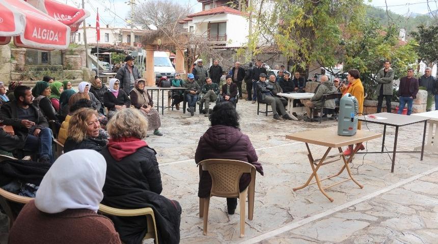 Köy meydanında beslenme ve kanser arasındaki ilişki anlatıldı