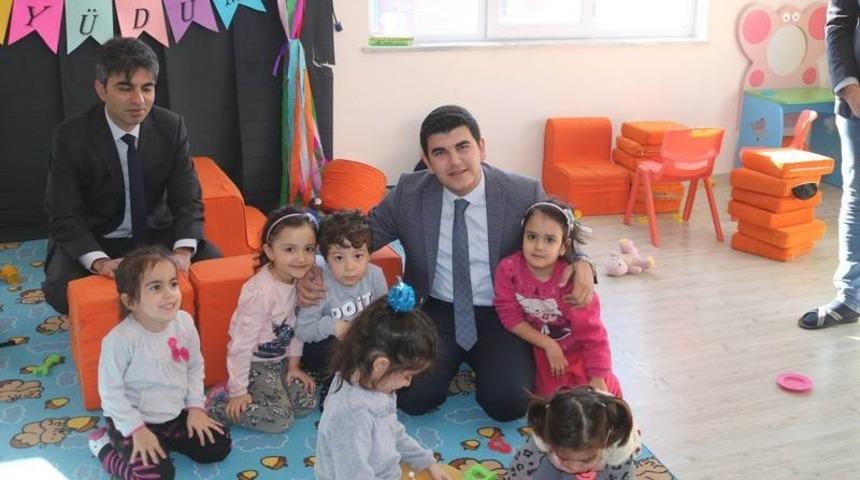 Acıg&ouml;l Kaymakamı Erdoğan, anaokulu ziyaretinde bulundu
