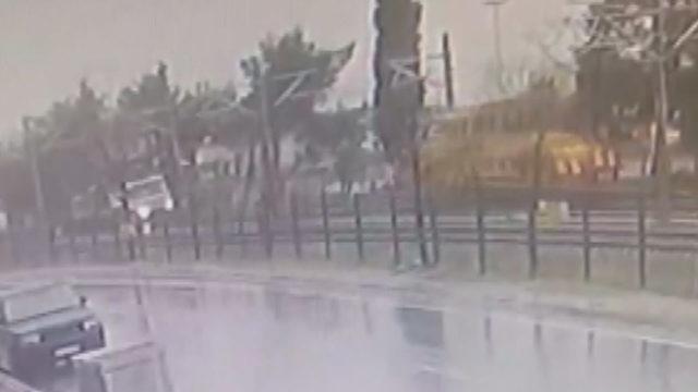 Florya'da tren hattındaki kaza kamerada