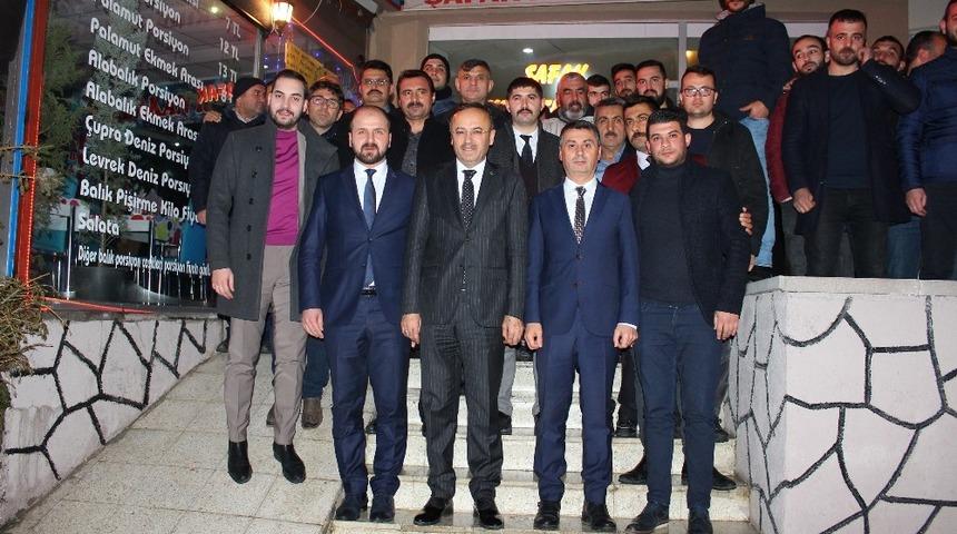 G&ouml;lbaşı&rsquo;daki MHP Belediye Başkan Adayı Ramazan Şimşek: &ldquo;G&ouml;n&uuml;llere gireceğiz&rdquo;