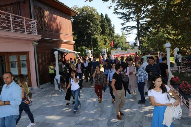 Yürüyen Köşk’ü 13 bin çocuk ziyaret etti