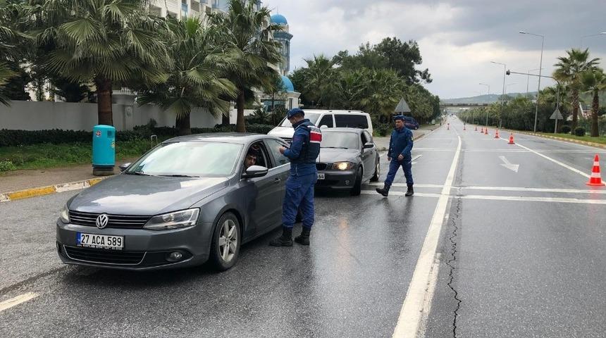 Jandarma&rsquo;dan yol uygulaması