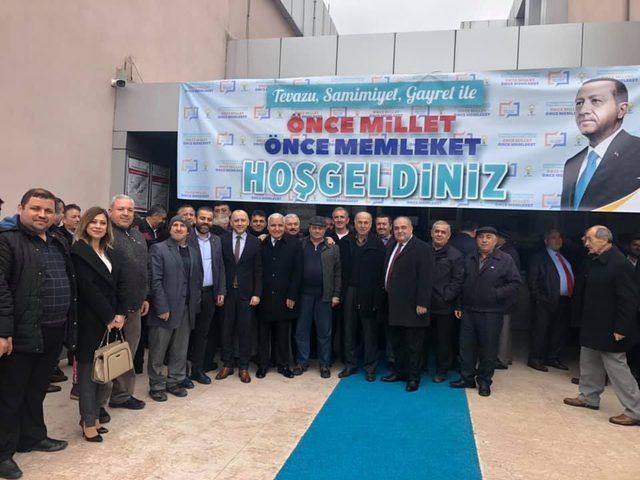 AK Parti Bartın’daki belediye başkan adaylarını tanıttı