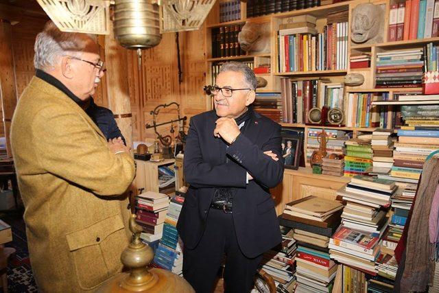 Başkan B&uuml;y&uuml;kkılı&ccedil; B&uuml;r&uuml;ng&uuml;z&rsquo;de 2