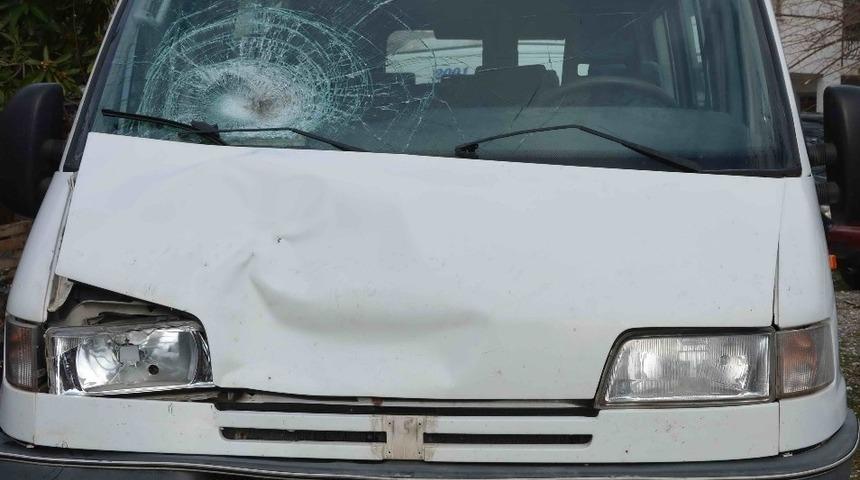 Minibüsün çarptığı bisikletli öldü