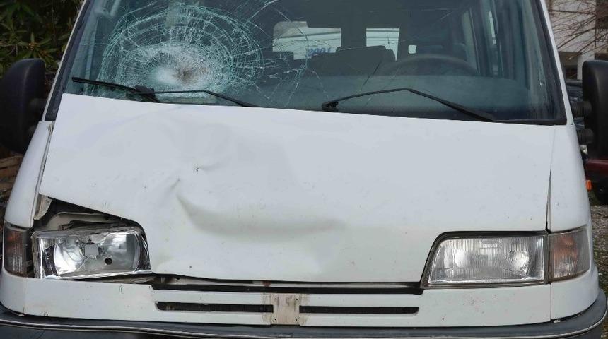 Minibüsün çarptığı bisikletli öldü