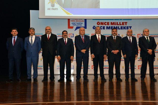 AK Parti Kırşehir Teşkilatı, belde ve ilçe adaylarını tanıttı