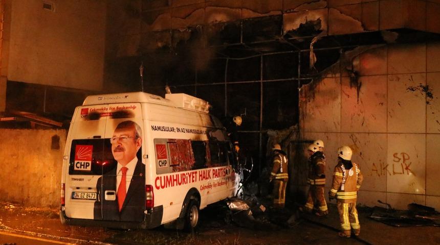 CHP seçim aracı küle döndü!