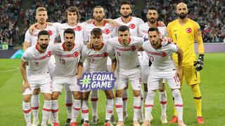 İstanbulspor, Mehmet Zeki Çelik'in 22 numaralı formasını emekli etti