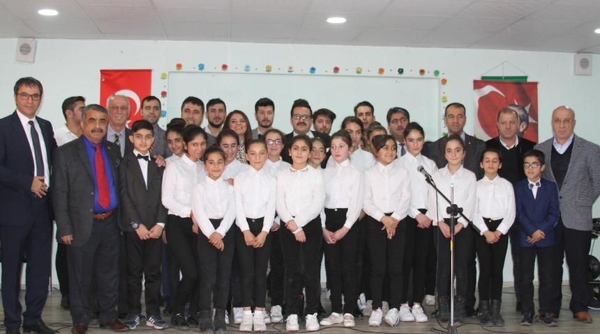 Fatih Ortaokulu &ouml;ğrencilerinden m&uuml;zik ş&ouml;leni