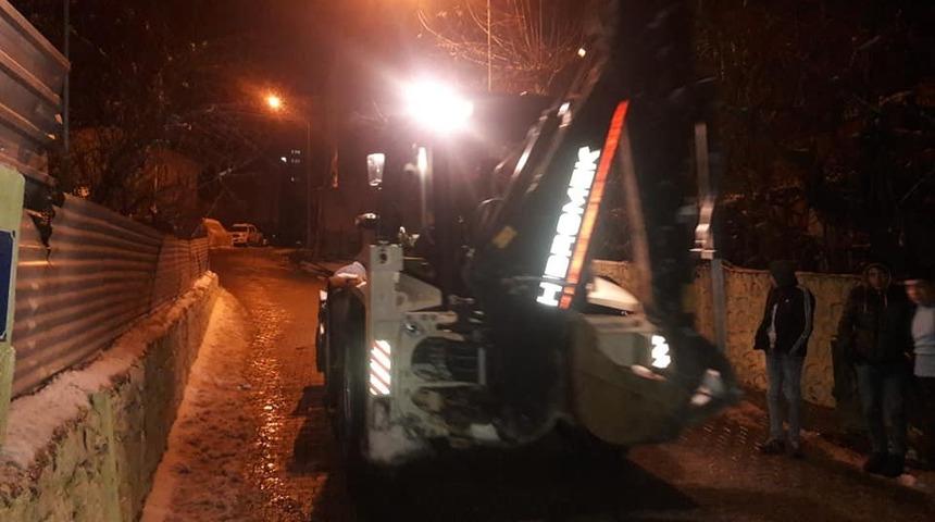 Sason belediyesinden kar temizleme &ccedil;alışmaları